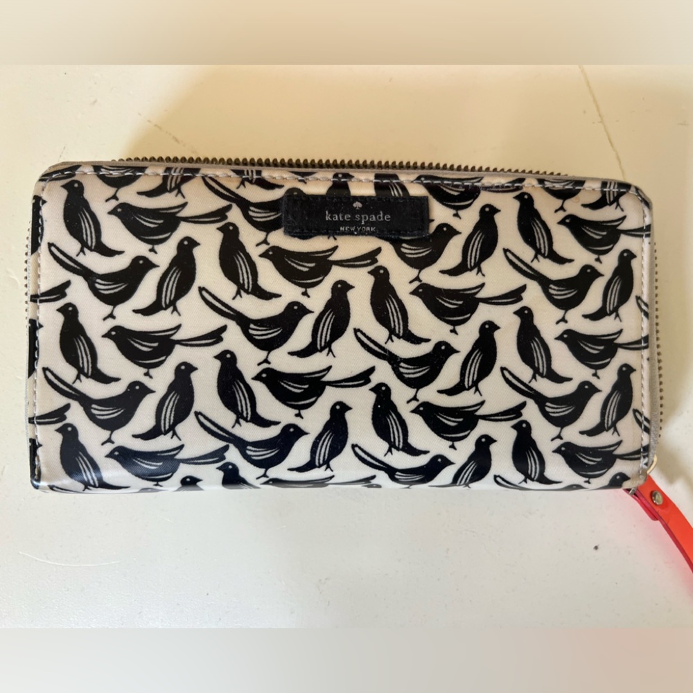 Kate Spade Neda Daycation Blackbirds Zip Around Wallet/ Clutch